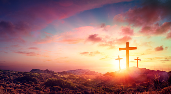 Semana Santa: Significado e Tradições em Diferentes Religiões
